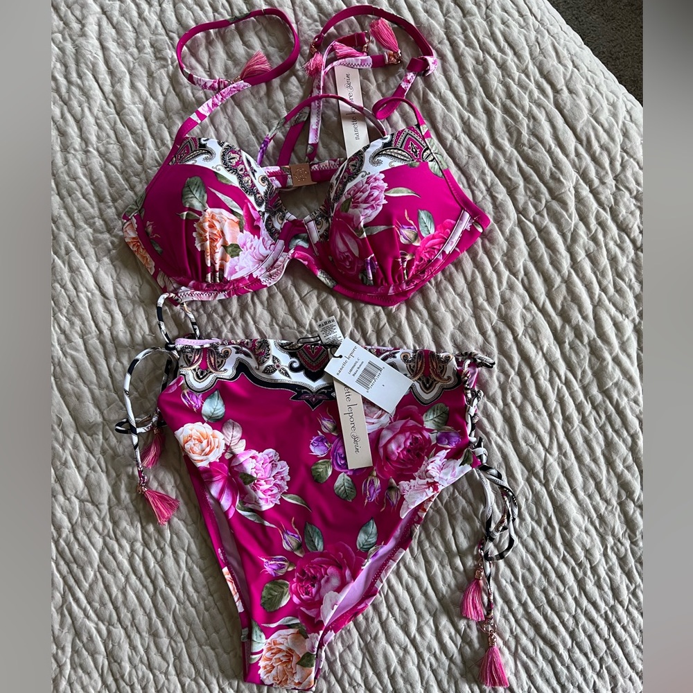 Floral bikini